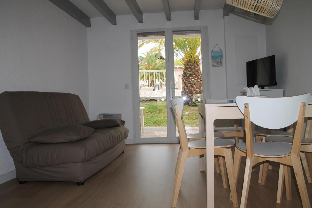 Anglet : Duplex Dans Residence Avec Piscine Exterior photo